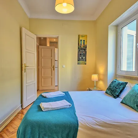 Almirante 2 Four Bedrooms * Lissabon