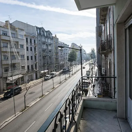 Apartment Almirante 2 Four Bedrooms Lissabon