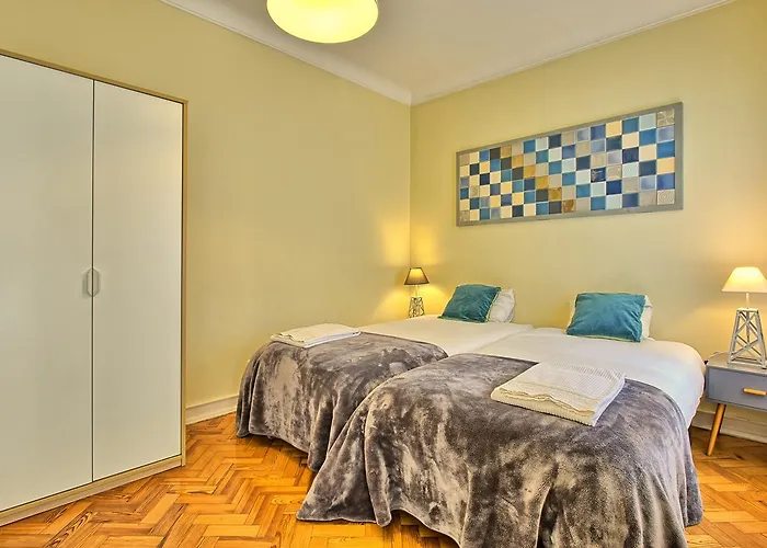 Almirante 2 Four Bedrooms * Lisboa