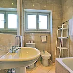 Almirante 2 Four Bedrooms * Lizbona