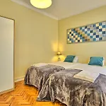 Almirante 2 Four Bedrooms * Lizbona